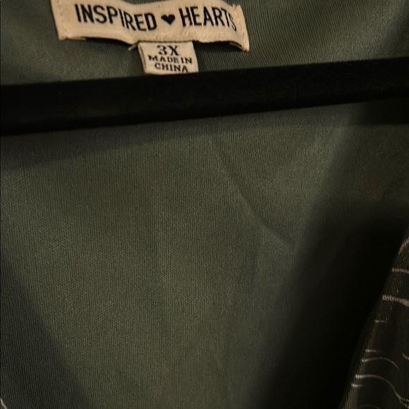 Inspired Hearts Green Puff Sleeve Wrap Midi Dress - Picture 2 of 6